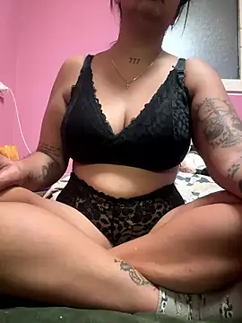 Madsion23 online show from January 2026 08:15:01 PM