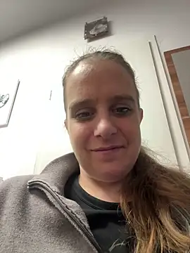 LadyChantale online show from May 2026 06:07:02 AM