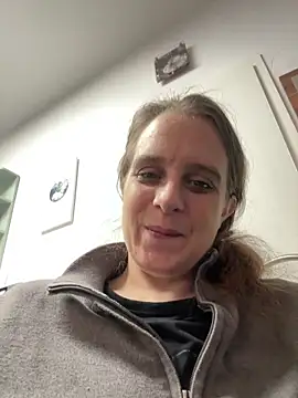 LadyChantale online show from May 2026 05:49:01 AM