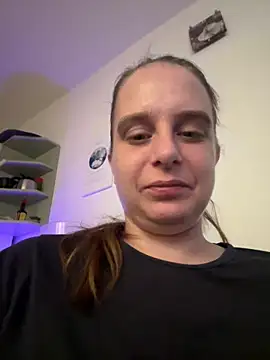 LadyChantale online show from April 2026 06:17:01 AM