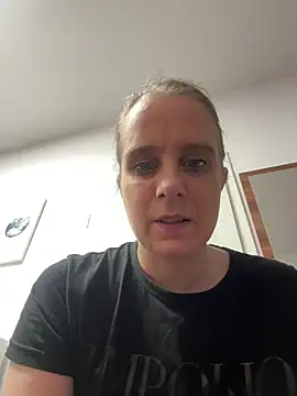 LadyChantale online show from May 2026 05:14:02 AM
