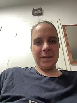 LadyChantale online show from April 2026 05:23:01 AM