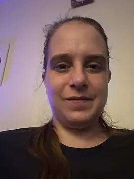 LadyChantale online show from April 2026 06:20:01 AM