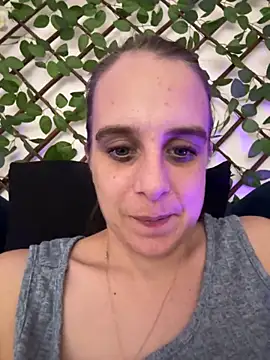 LadyChantale online show from December 2025 08:48:01 PM