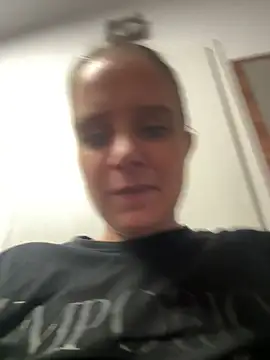 LadyChantale online show from May 2026 04:55:01 AM
