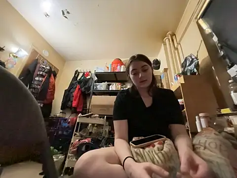 Snowbunnycake 131 online show from June 2026 01:44:02 PM