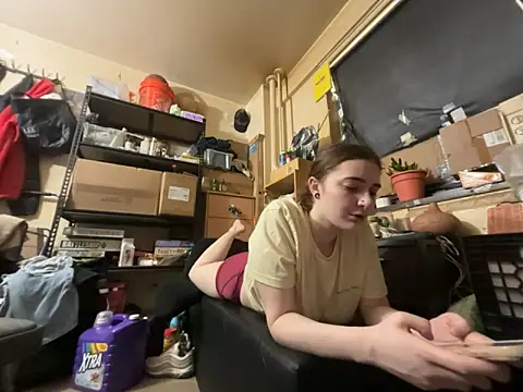 Snowbunnycake 131 online show from June 2026 06:05:02 PM