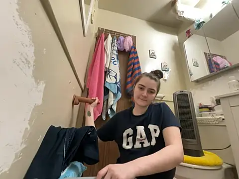 Snowbunnycake 131 online show from March 2026 02:31:02 PM