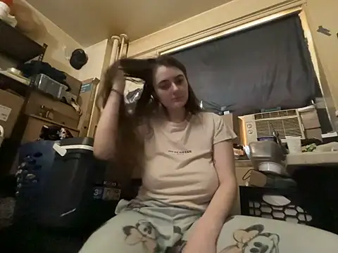 Snowbunnycake 131 online show from June 2026 08:25:02 PM