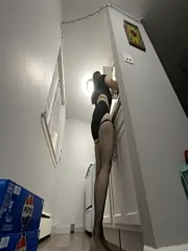 Snowbunnycake 131 online show from October 2025 10:20:01 PM