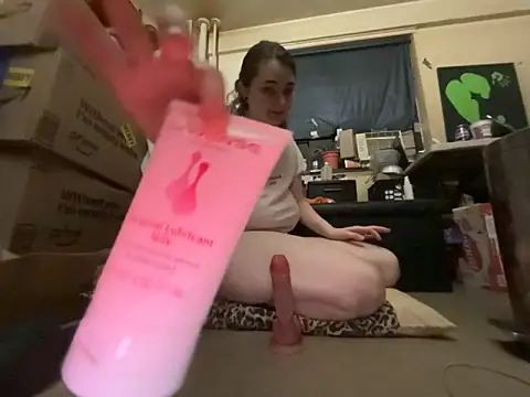 Snowbunnycake 131 online show from June 2026 03:25:01 AM