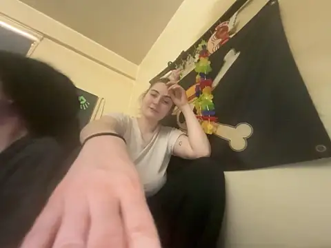 Snowbunnycake 131 online show from February 2026 02:15:01 PM