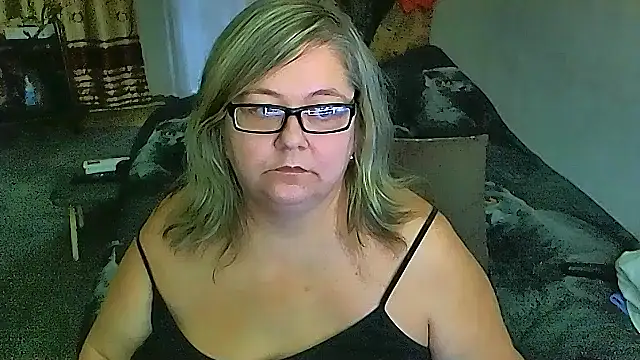 Snapshot of sex2 chatting on October 2025 08:37:01 AM sex2 online show from October 2025 08:37:01 AM