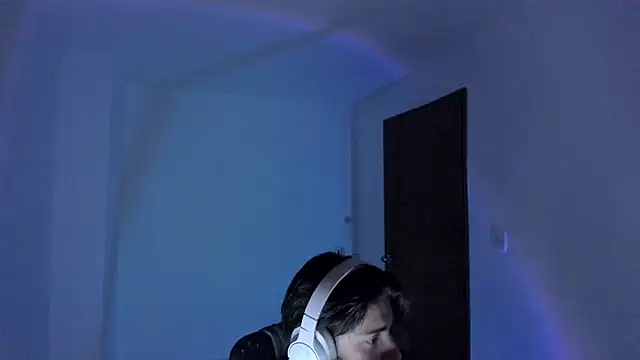 Giordano Russo online show from October 2025 10:32:01 PM