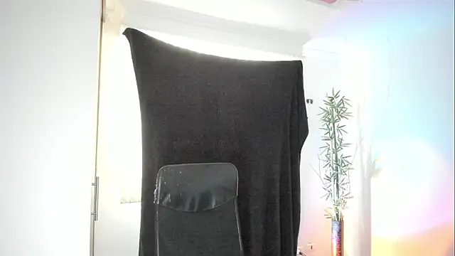 Giordano Russo online show from May 2026 09:35:01 PM
