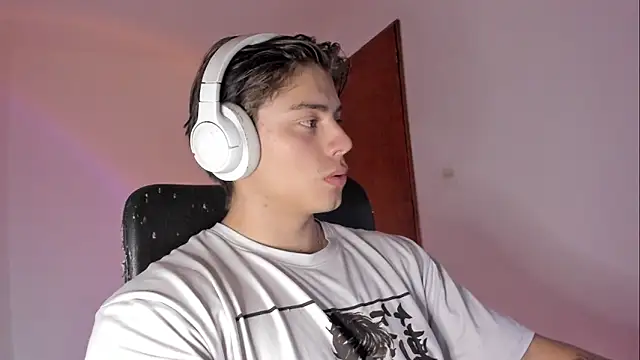 Giordano Russo online show from March 2026 10:48:02 PM