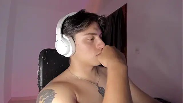 Giordano Russo online show from February 2026 11:34:02 PM