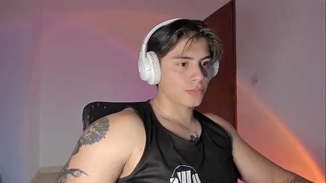 Giordano Russo online show from March 2026 11:54:01 PM