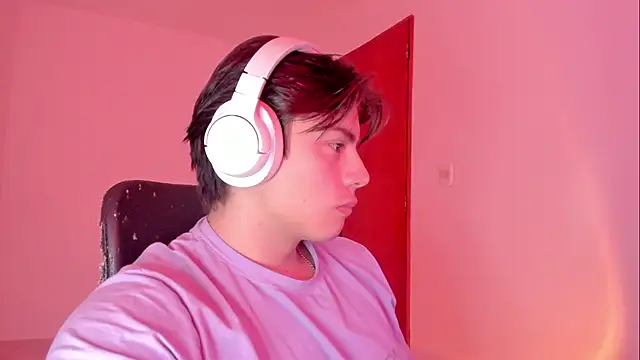 Giordano Russo online show from October 2025 09:14:02 PM