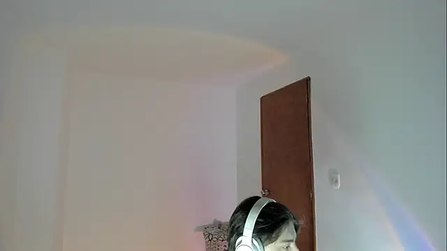 Giordano Russo online show from April 2026 11:21:01 PM