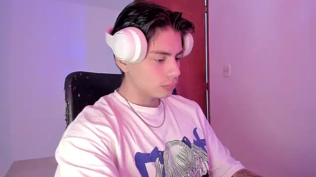 Giordano Russo online show from September 2025 07:38:01 PM