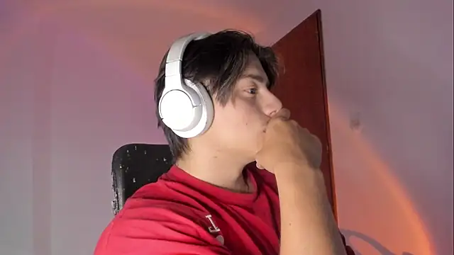 Giordano Russo online show from April 2026 04:08:02 AM