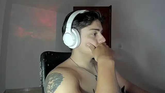 Giordano Russo online show from September 2025 09:53:01 PM