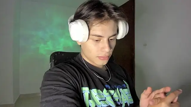 Giordano Russo online show from September 2025 01:45:01 AM