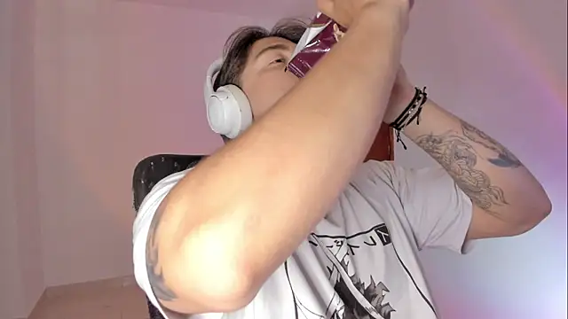 Giordano Russo online show from April 2026 02:56:01 PM