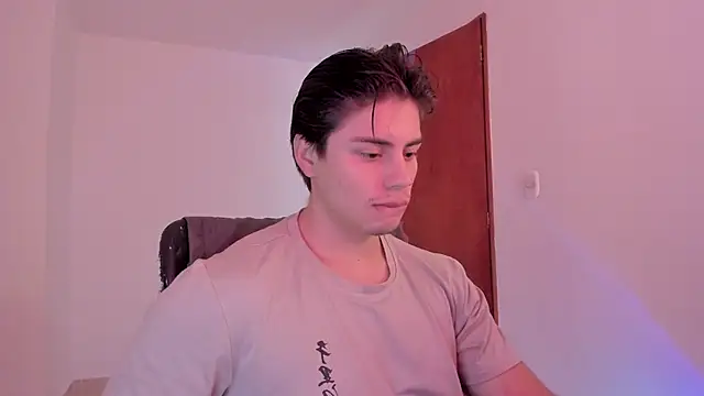 Giordano Russo online show from October 2025 04:19:02 PM