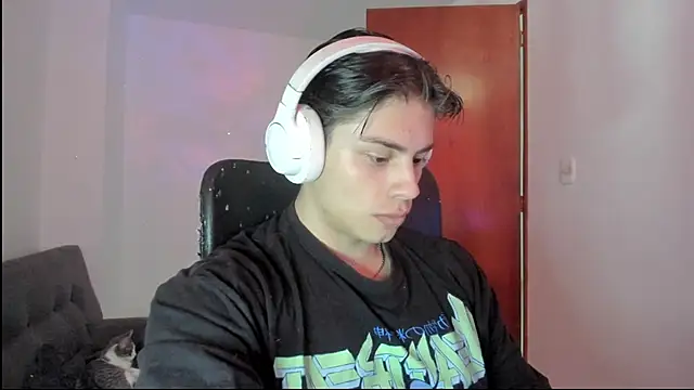 Giordano Russo online show from September 2025 09:13:02 PM