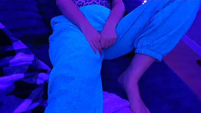 DavidandAva online show from November 2025 04:51:02 AM