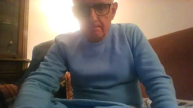 Snapshot of Yarosexy chatting on June 2026 02:08:01 AM Yarosexy online show from June 2026 02:08:01 AM