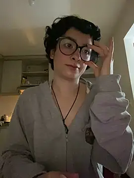  Lunnaa  online show from April 2026 01:08:01 AM