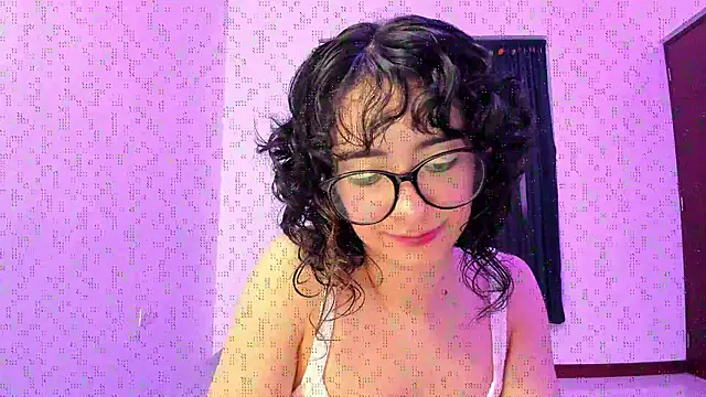  Lunnaa  online show from November 2025 12:43:02 AM