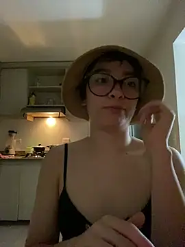  Lunnaa  online show from June 2026 04:01:01 AM