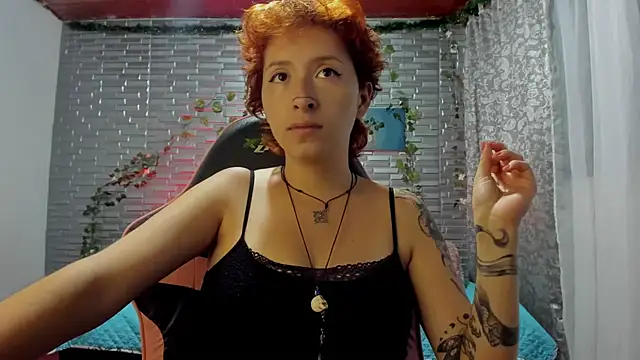 Snapshot of Ginger_Sweetty chatting on November 2025 10:47:01 PM Ginger Sweetty online show from November 2025 10:47:01 PM