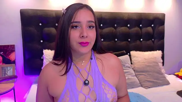 ValenScott1 online show from December 2025 01:10:01 PM