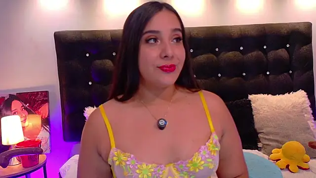 ValenScott1 online show from November 2025 12:20:02 PM