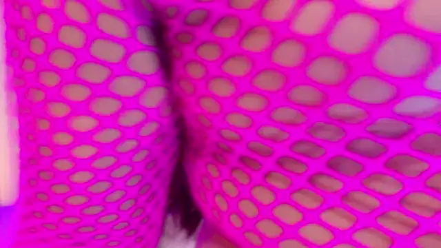 ValenScott1 online show from June 2026 12:21:01 PM