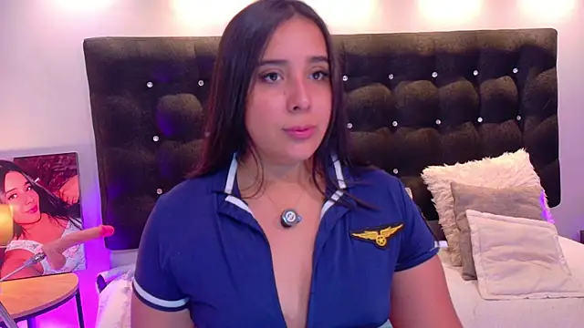 ValenScott1 online show from November 2025 12:59:01 PM