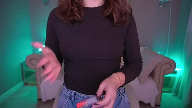 CassandraGood online show from November 2025 06:40:02 AM