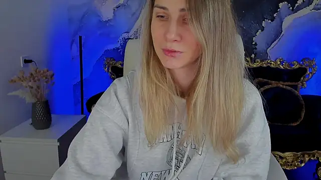 CassandraGood online show from February 2025 07:44:01 AM