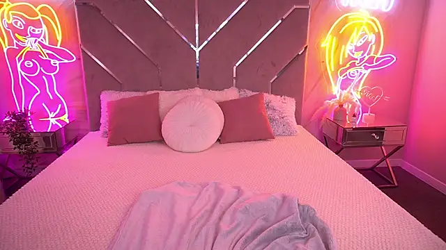 CassandraGood online show from December 2025 08:08:02 AM