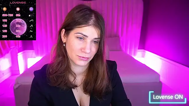 CassandraGood online show from November 2025 07:23:02 AM