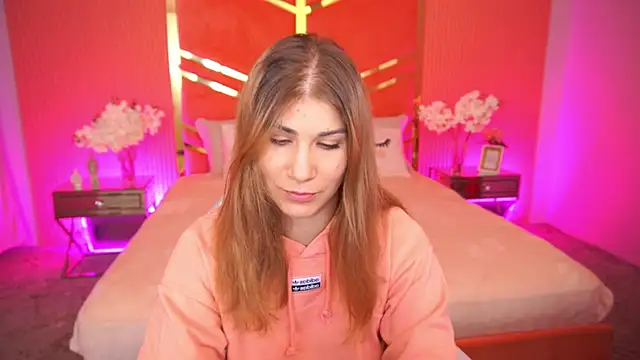 CassandraGood online show from September 2025 06:41:01 AM