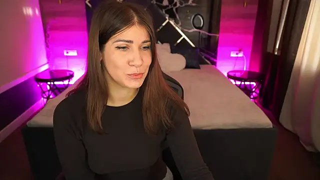 CassandraGood online show from November 2025 07:34:01 AM