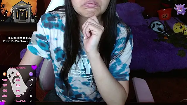 Snapshot of MidoriQuiinn chatting on October 2025 01:54:01 PM MidoriQuiinn online show from October 2025 01:54:01 PM