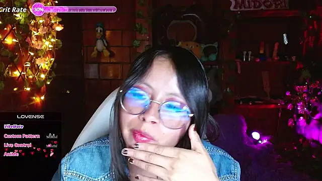 MidoriQuiinn online show from September 2025 02:11:01 AM