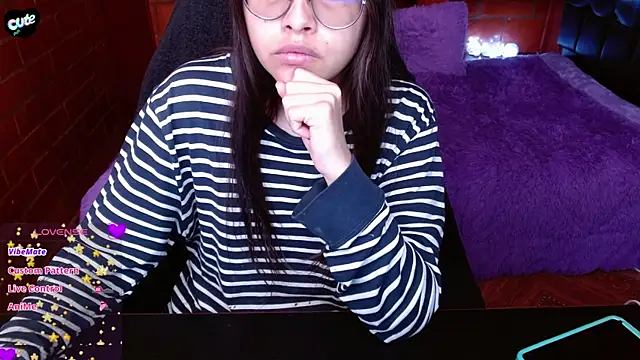 MidoriQuiinn online show from May 2026 04:26:02 PM